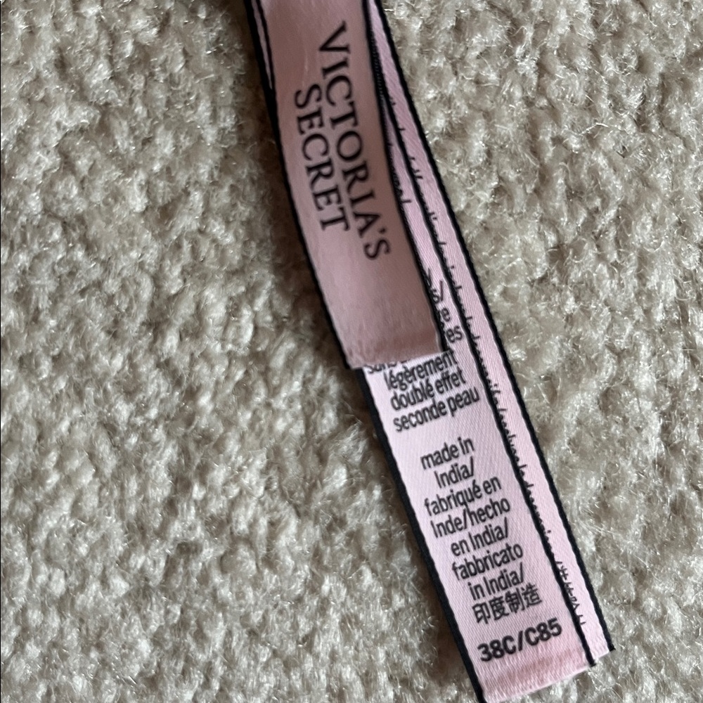 Victoria's Secret Soft Beige Bra - Picture 3 of 3